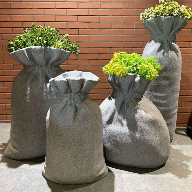 Luxurious planter design